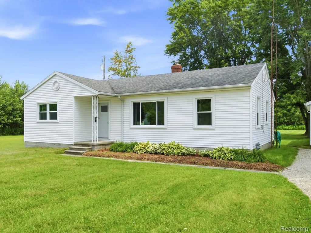 1434 Allen Road Kimball Township MI 48074