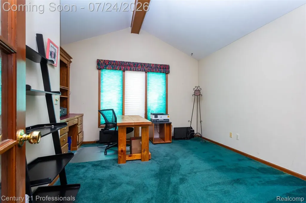 6481 Basswood Drive Troy City MI 48098