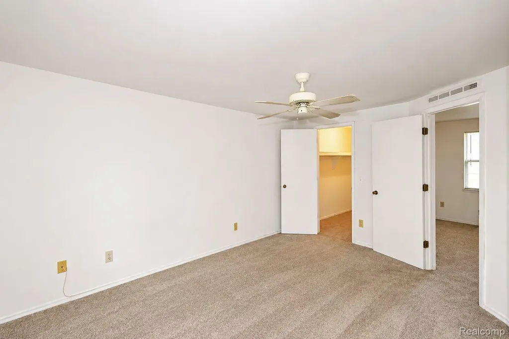 4365 S Crooks Road Royal Oak City MI 48073