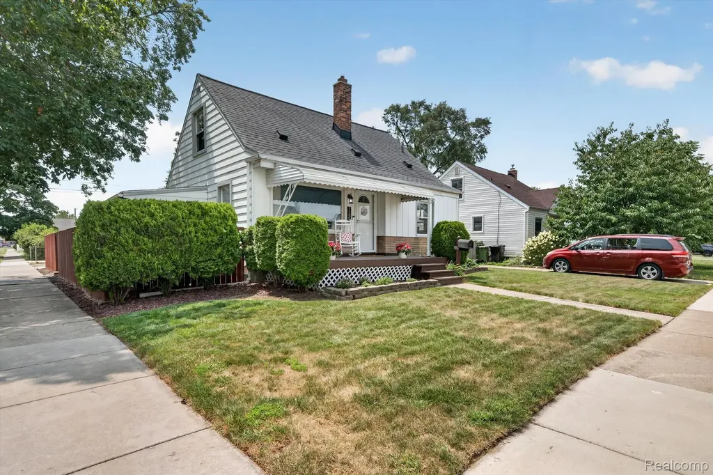 15807 Meyer Avenue Allen Park City MI 48101
