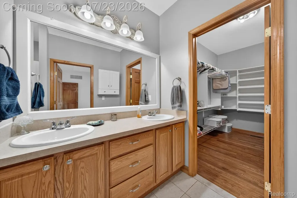 4584 Dolores Drive Trenton City MI 48183