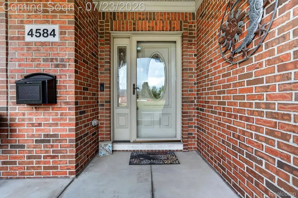 4584 Dolores Drive Trenton City MI 48183