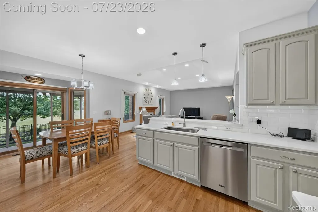 4584 Dolores Drive Trenton City MI 48183