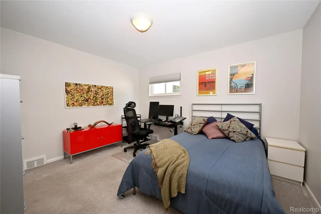 3803 Linwood Avenue Royal Oak City MI 48073