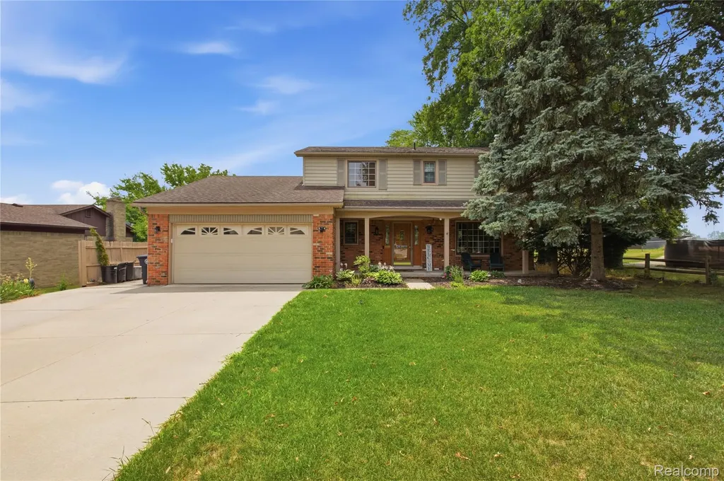 33665 Curtis Road Livonia City MI 48152