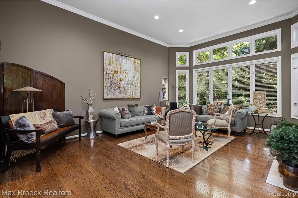 7398 Autumn Hill Drive West Bloomfield Charter Township MI 48323