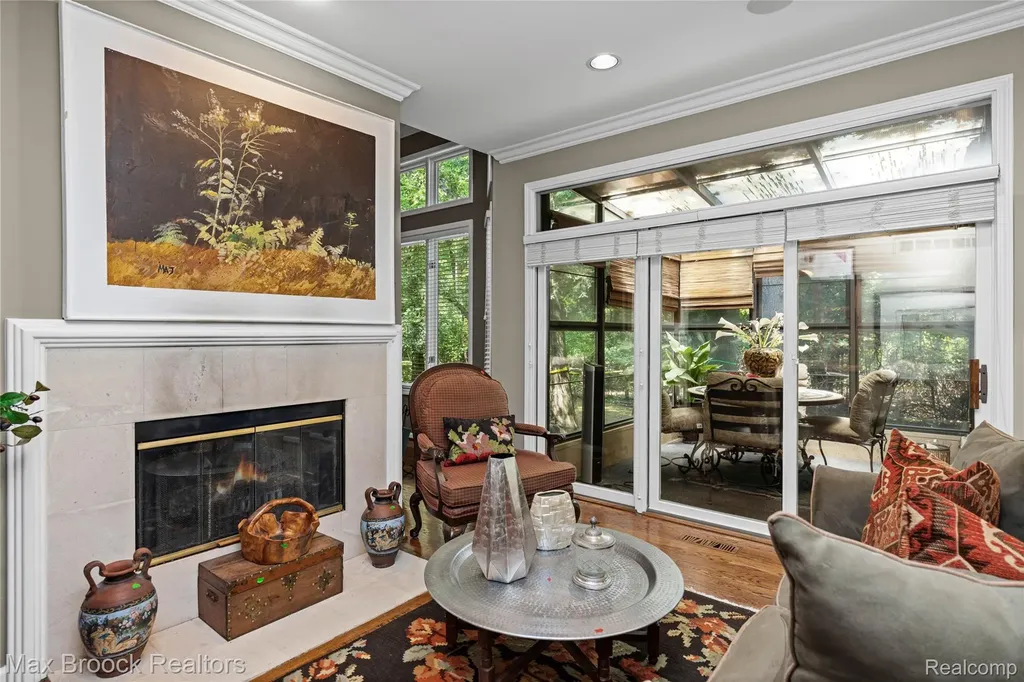 7398 Autumn Hill Drive West Bloomfield Charter Township MI 48323