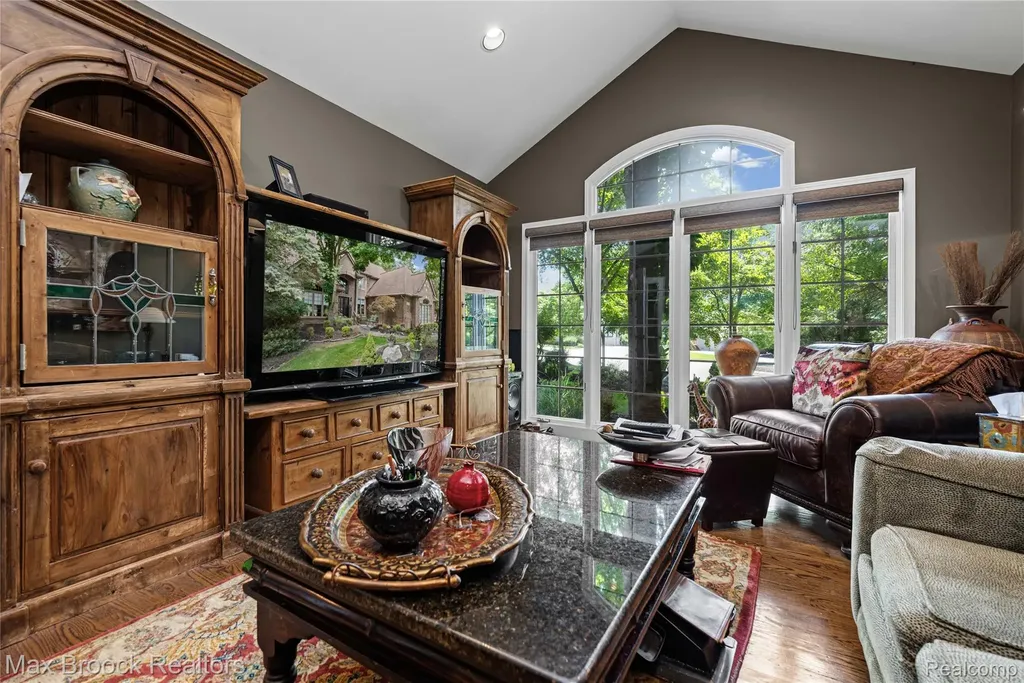 7398 Autumn Hill Drive West Bloomfield Charter Township MI 48323