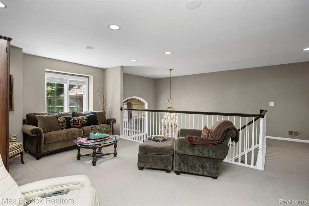 7398 Autumn Hill Drive West Bloomfield Charter Township MI 48323
