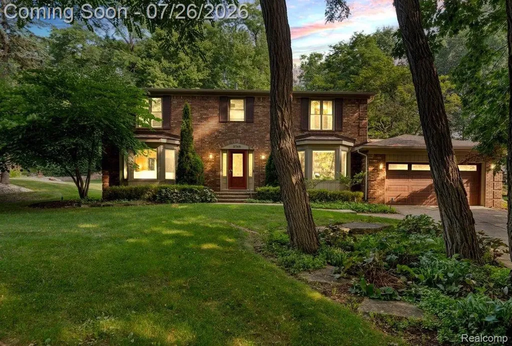 2768 Homewood Drive Troy City MI 48098