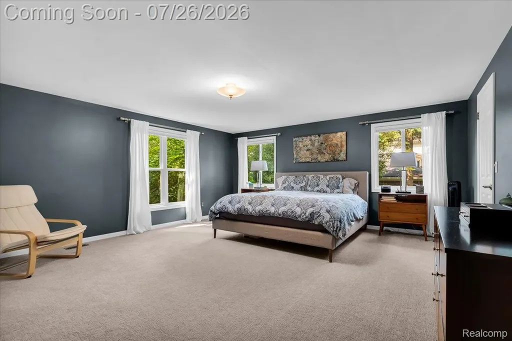 2768 Homewood Drive Troy City MI 48098