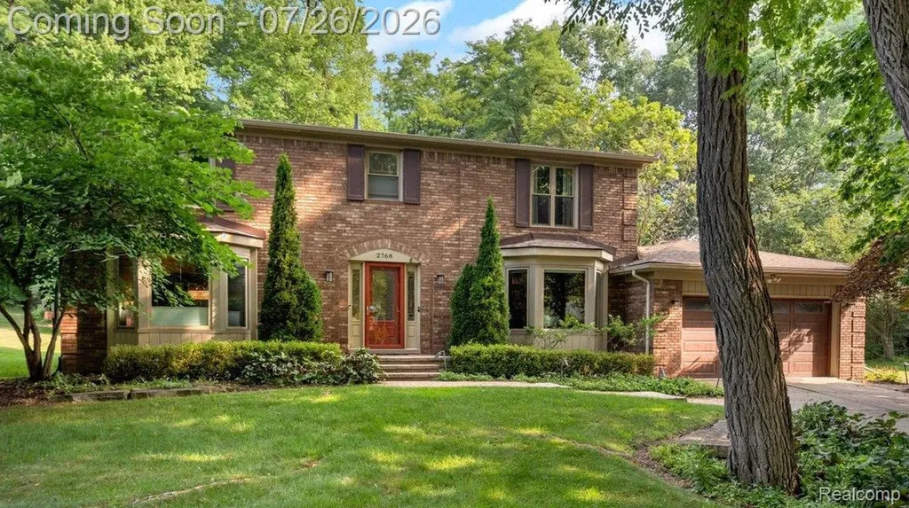 2768 Homewood Drive Troy City MI 48098