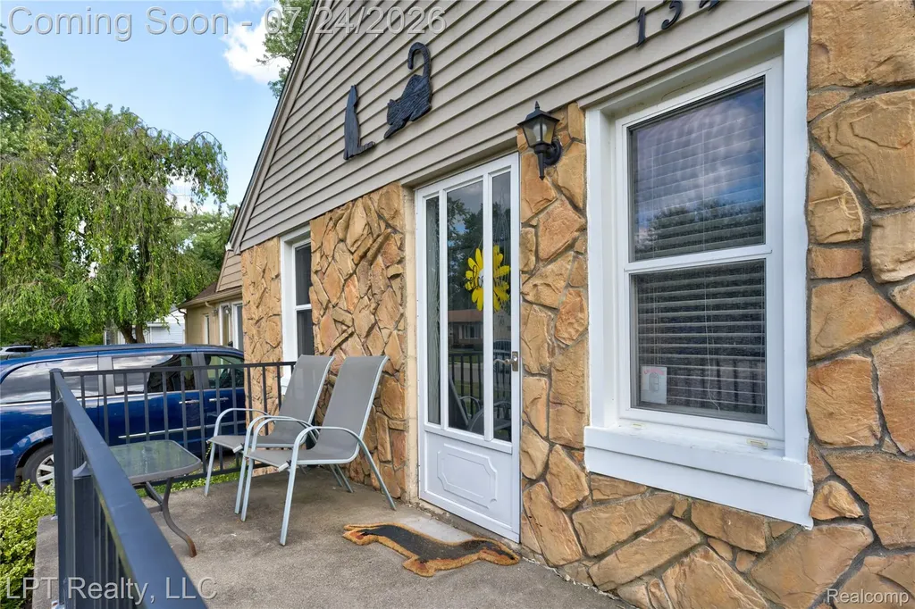 134 Chopin Street Troy City MI 48083