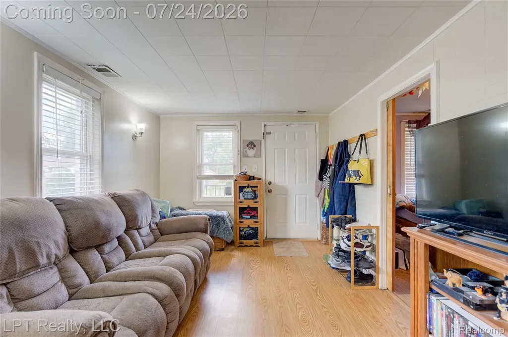 134 Chopin Street Troy City MI 48083