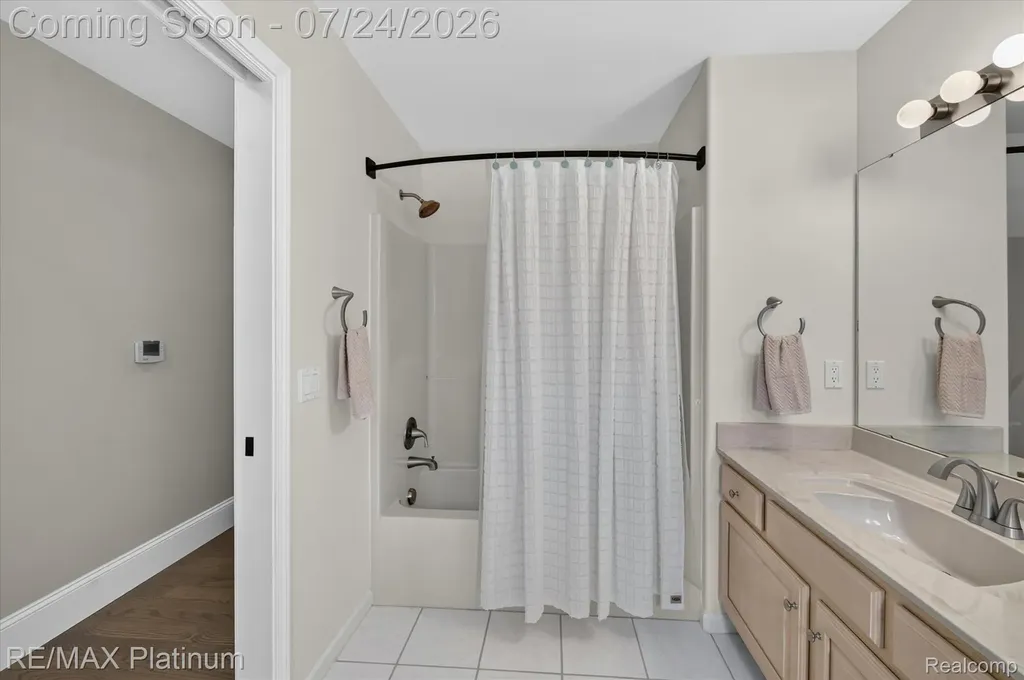 5264 Pinewood Drive Genoa Township MI 48116