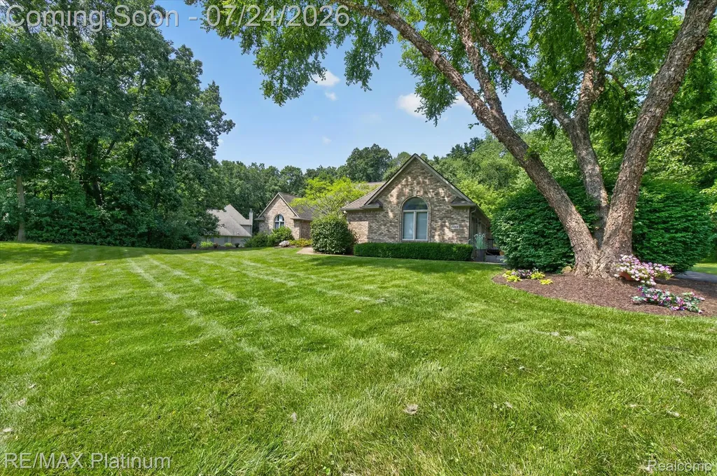 5264 Pinewood Drive Genoa Township MI 48116