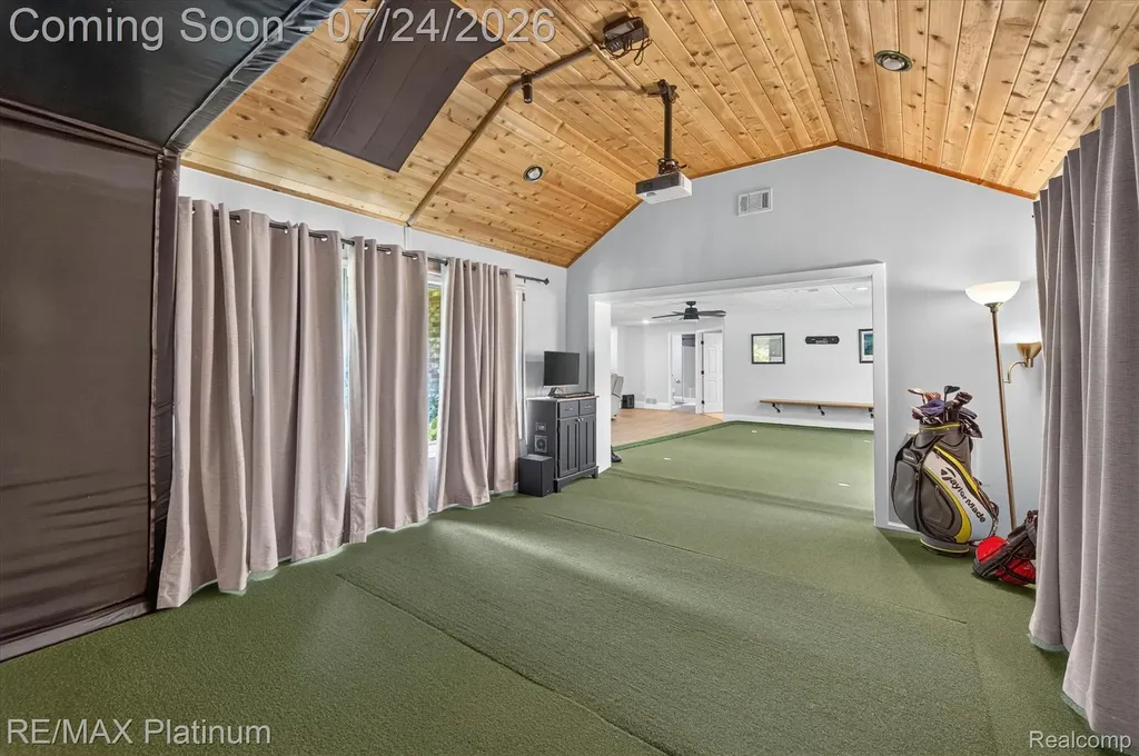 5264 Pinewood Drive Genoa Township MI 48116
