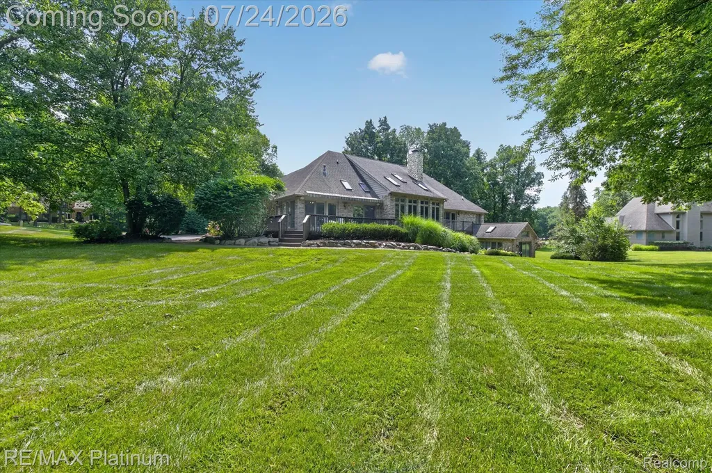 5264 Pinewood Drive Genoa Township MI 48116