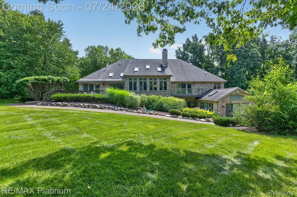 5264 Pinewood Drive Genoa Township MI 48116