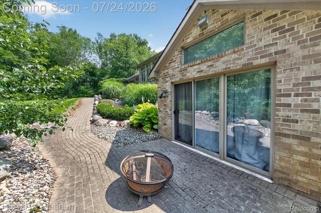 5264 Pinewood Drive Genoa Township MI 48116