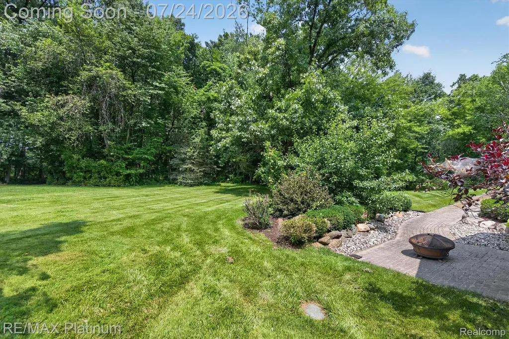 5264 Pinewood Drive Genoa Township MI 48116