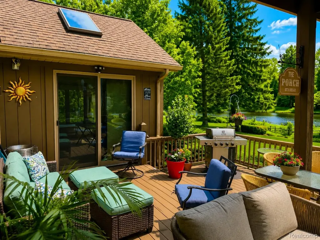 2495 N Custer Road N Frenchtown Township MI 48162