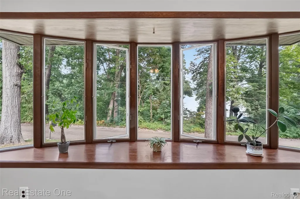 2093 Webster Park Drive Genoa Township MI 48843