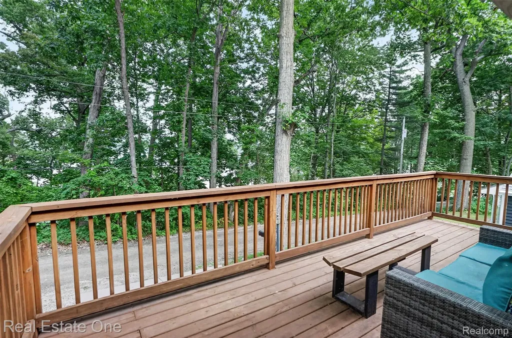 2093 Webster Park Drive Genoa Township MI 48843