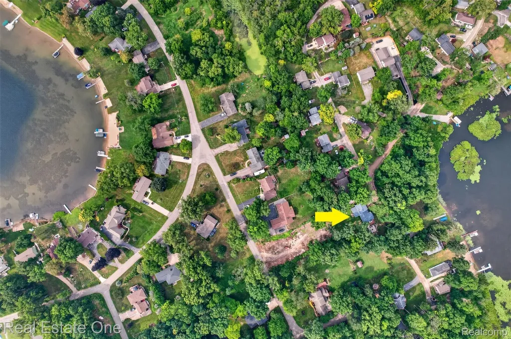 2093 Webster Park Drive Genoa Township MI 48843
