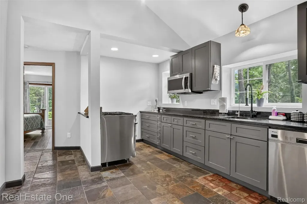 2093 Webster Park Drive Genoa Township MI 48843