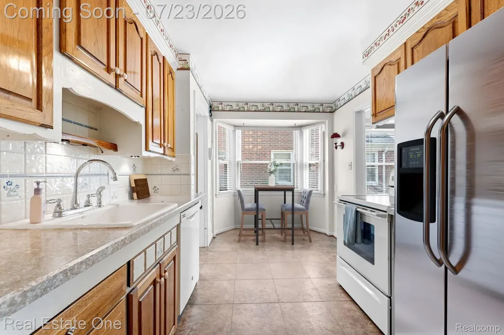 410 Nightingale Street Dearborn City MI 48128