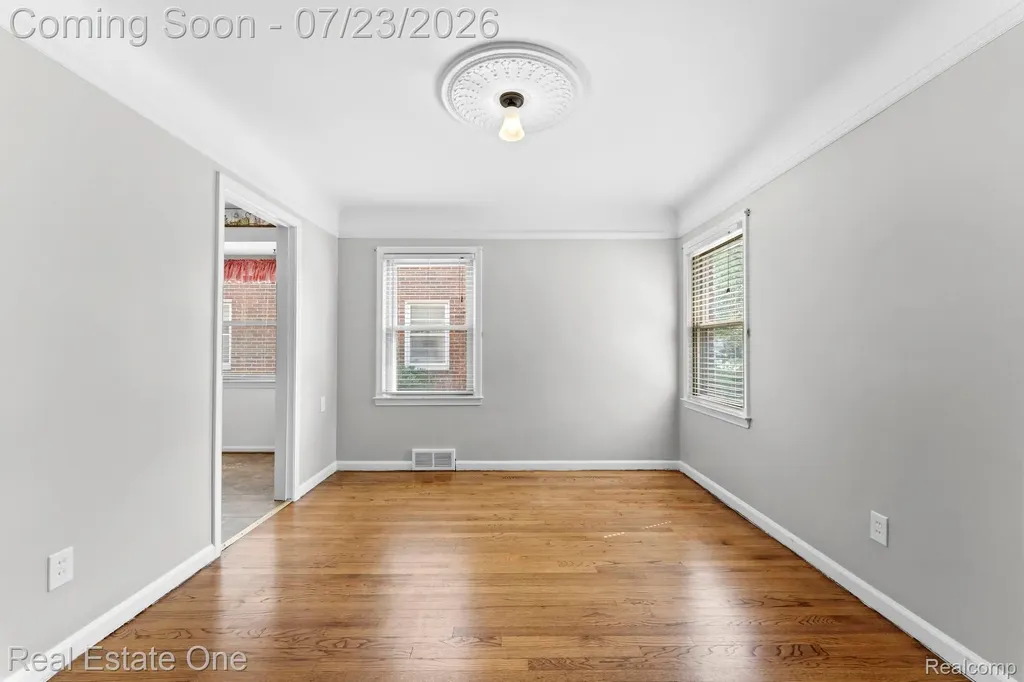410 Nightingale Street Dearborn City MI 48128