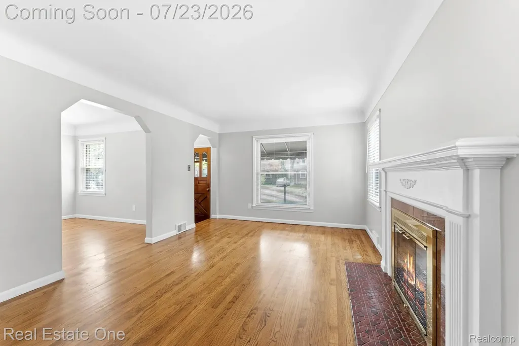 410 Nightingale Street Dearborn City MI 48128