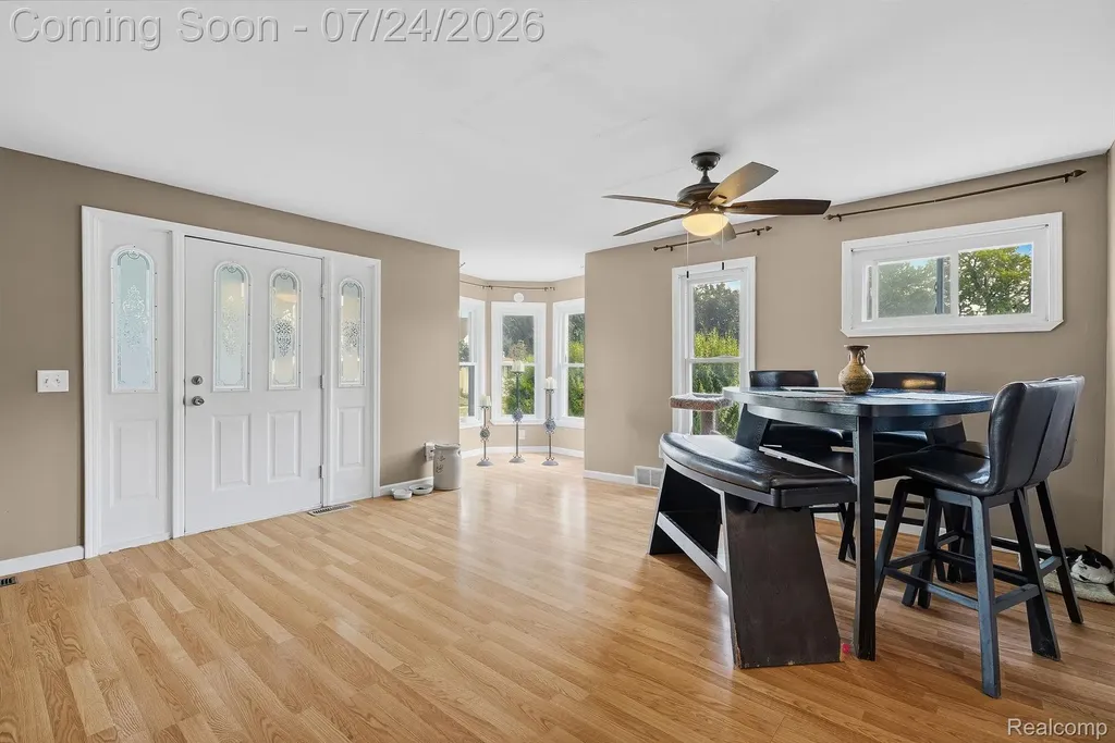 205 N Mackinaw Street Durand City MI 48429