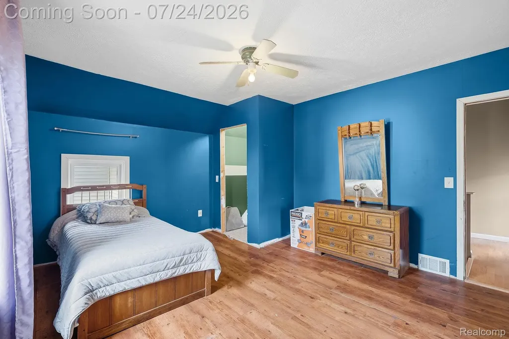 205 N Mackinaw Street Durand City MI 48429
