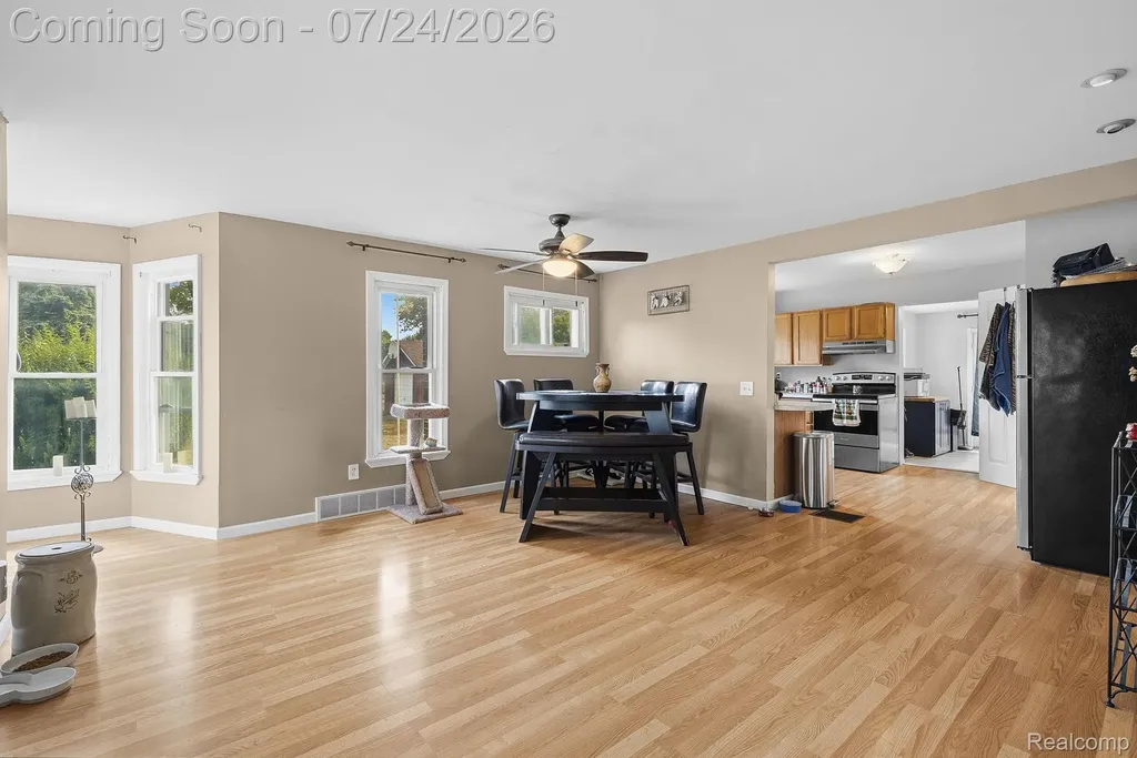 205 N Mackinaw Street Durand City MI 48429