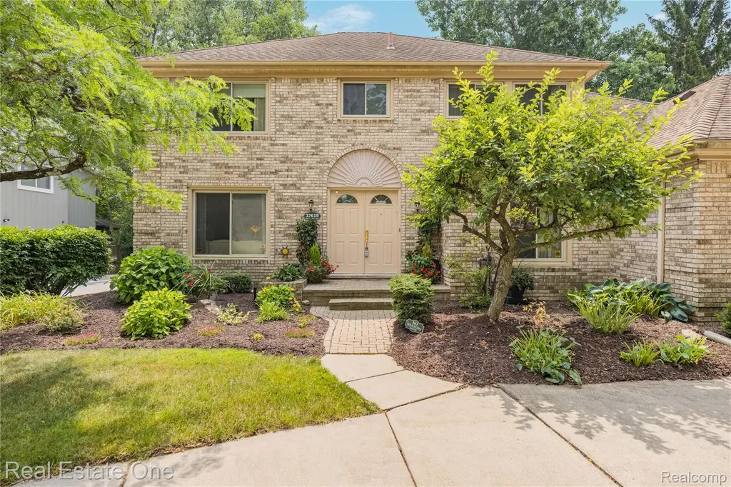 33615 Heritage Hills Drive Farmington Hills City MI 48331