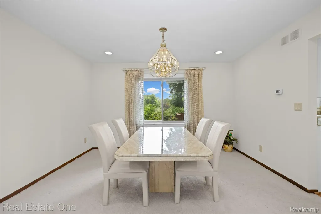 33615 Heritage Hills Drive Farmington Hills City MI 48331