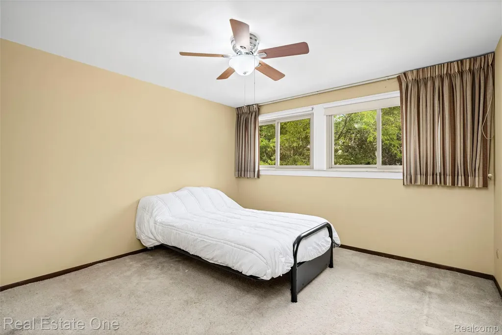 33615 Heritage Hills Drive Farmington Hills City MI 48331