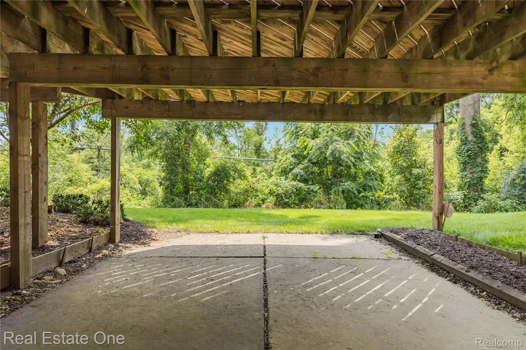 33615 Heritage Hills Drive Farmington Hills City MI 48331