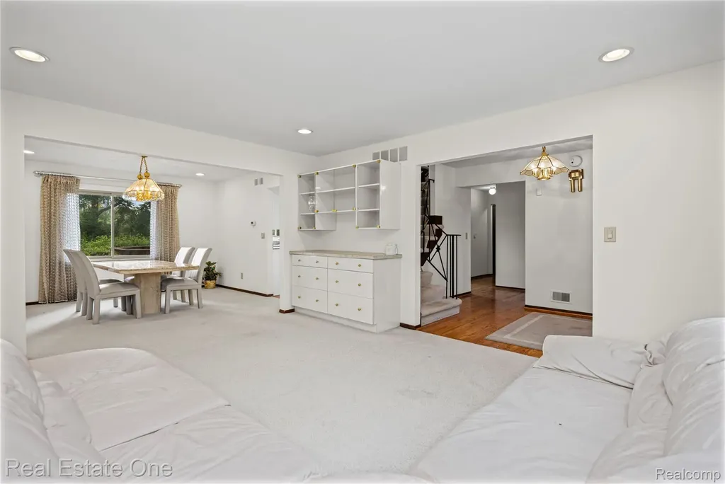 33615 Heritage Hills Drive Farmington Hills City MI 48331