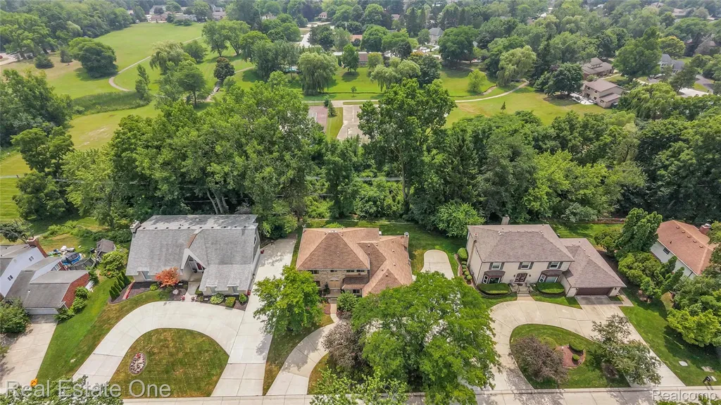 33615 Heritage Hills Drive Farmington Hills City MI 48331