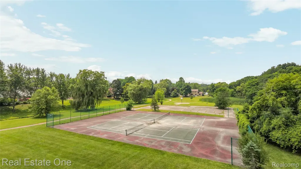 33615 Heritage Hills Drive Farmington Hills City MI 48331