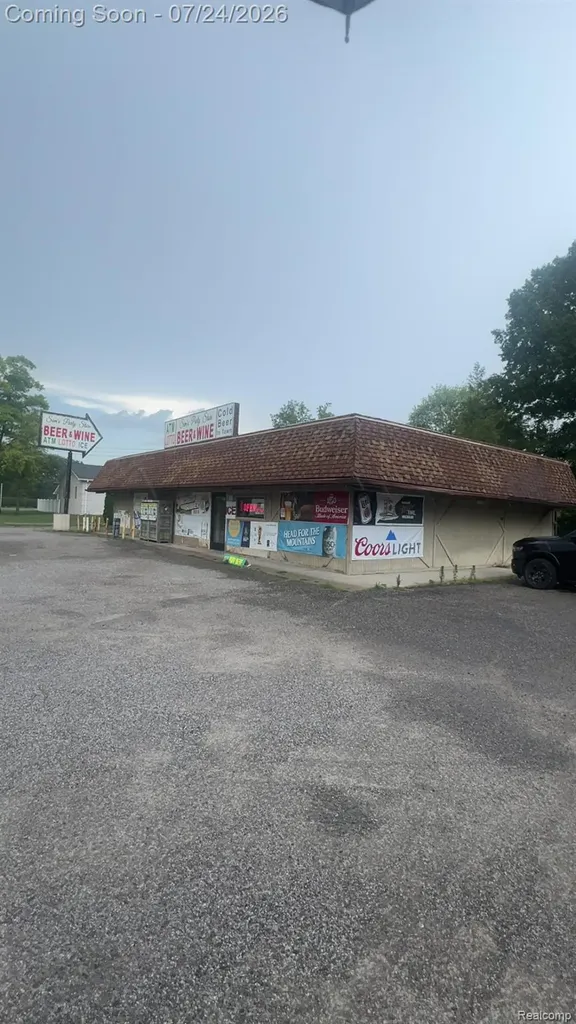 9299 Stone Road Clay Township MI 48001