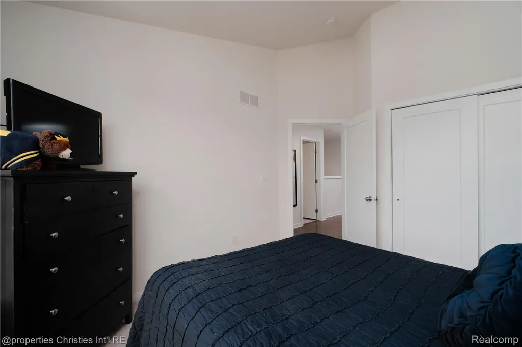 2882 Hardwick Road Ann Arbor City MI 48105