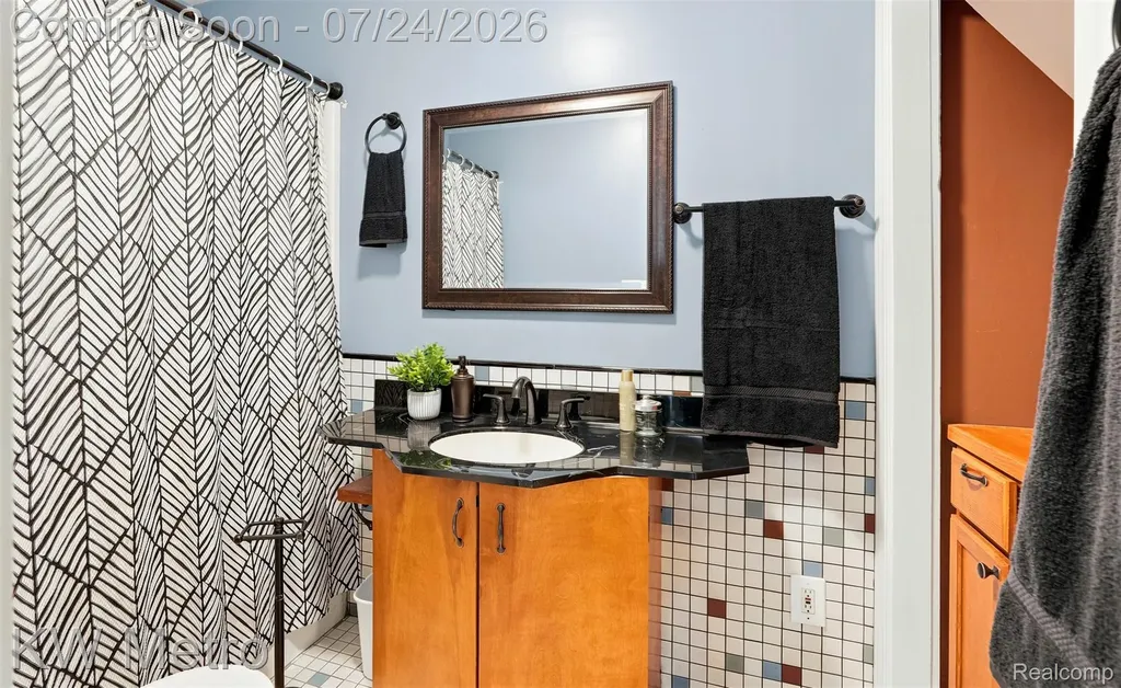 30768 Brentwood Street Southfield City MI 48076