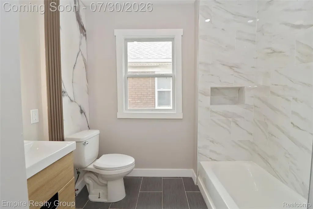 2418 Calvert Street Detroit City MI 48206