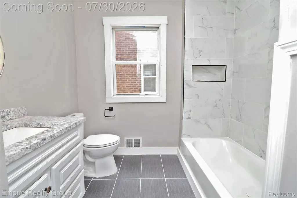 2418 Calvert Street Detroit City MI 48206