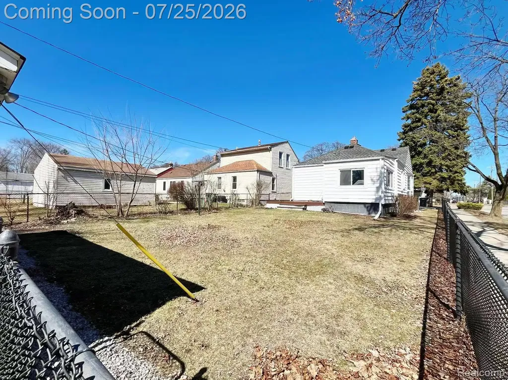 3303 Chester Road Royal Oak City MI 48073