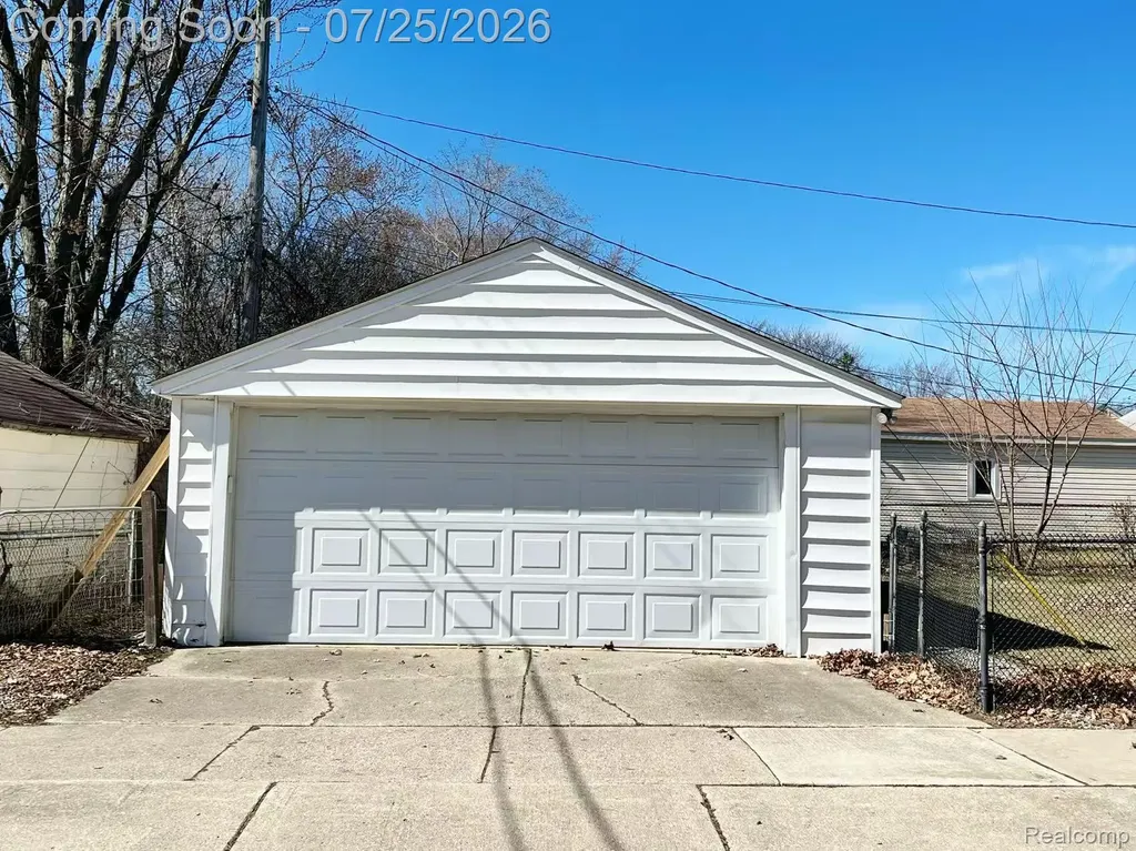 3303 Chester Road Royal Oak City MI 48073